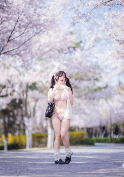 巨人的花嫁